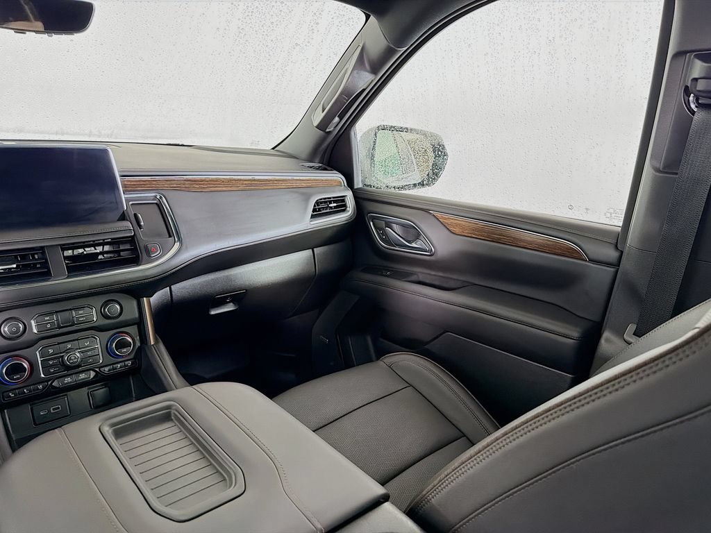 Used 2022 Chevrolet Tahoe High Country AWD/4WD image 22