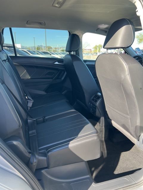 Used 2024 Volkswagen Tiguan Wolfsburg Edition image 28