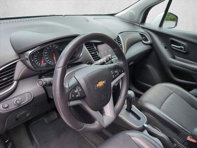 Used 2021 Chevrolet Trax LT w/ Driver Confidence Package AWD/4WD image 9