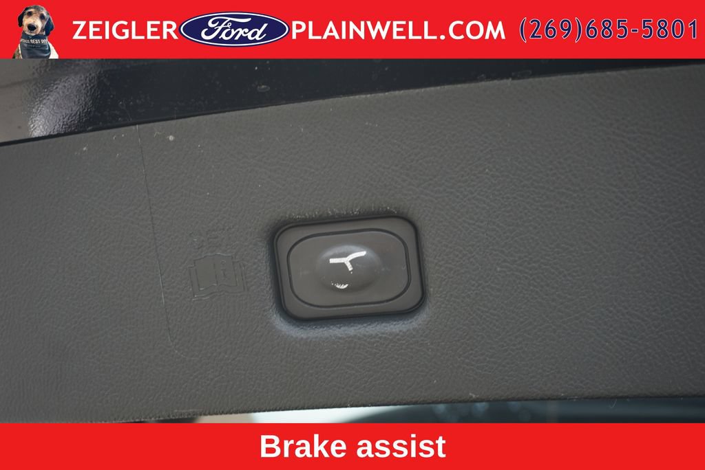 Used 2022 Lincoln Nautilus AWD w/ Premium Package image 11