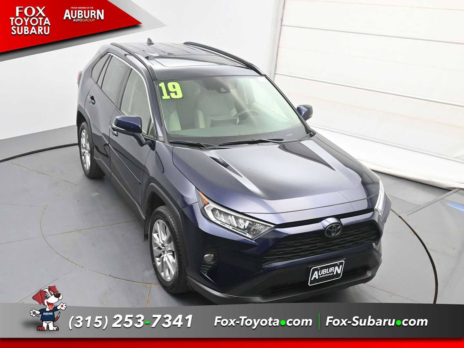 Used 2019 Toyota RAV4 XLE Premium w/ Cold Weather Package AWD/4WD image 32