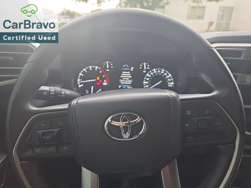 Used 2025 Toyota Tundra SR5 AWD/4WD image 17