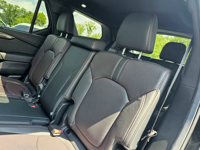 Used 2025 Honda Pilot Black Edition image 24