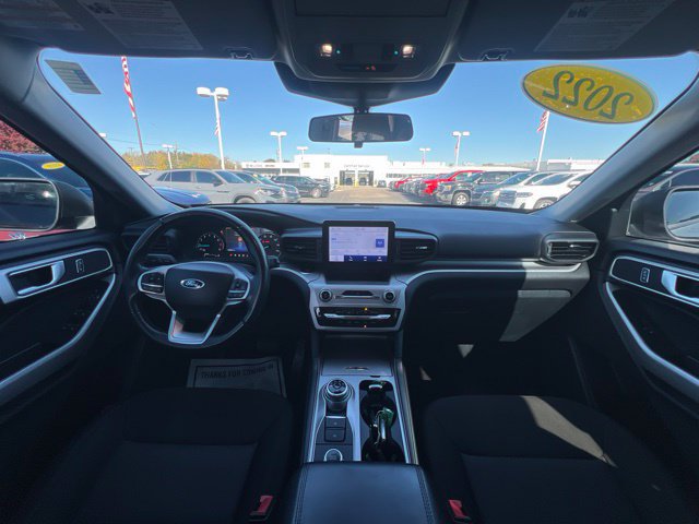 Used 2022 Ford Explorer XLT AWD/4WD image 20