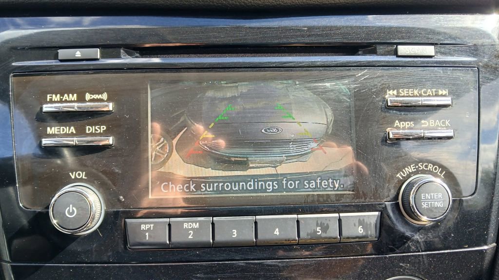 Used 2015 Nissan Rogue S image 12