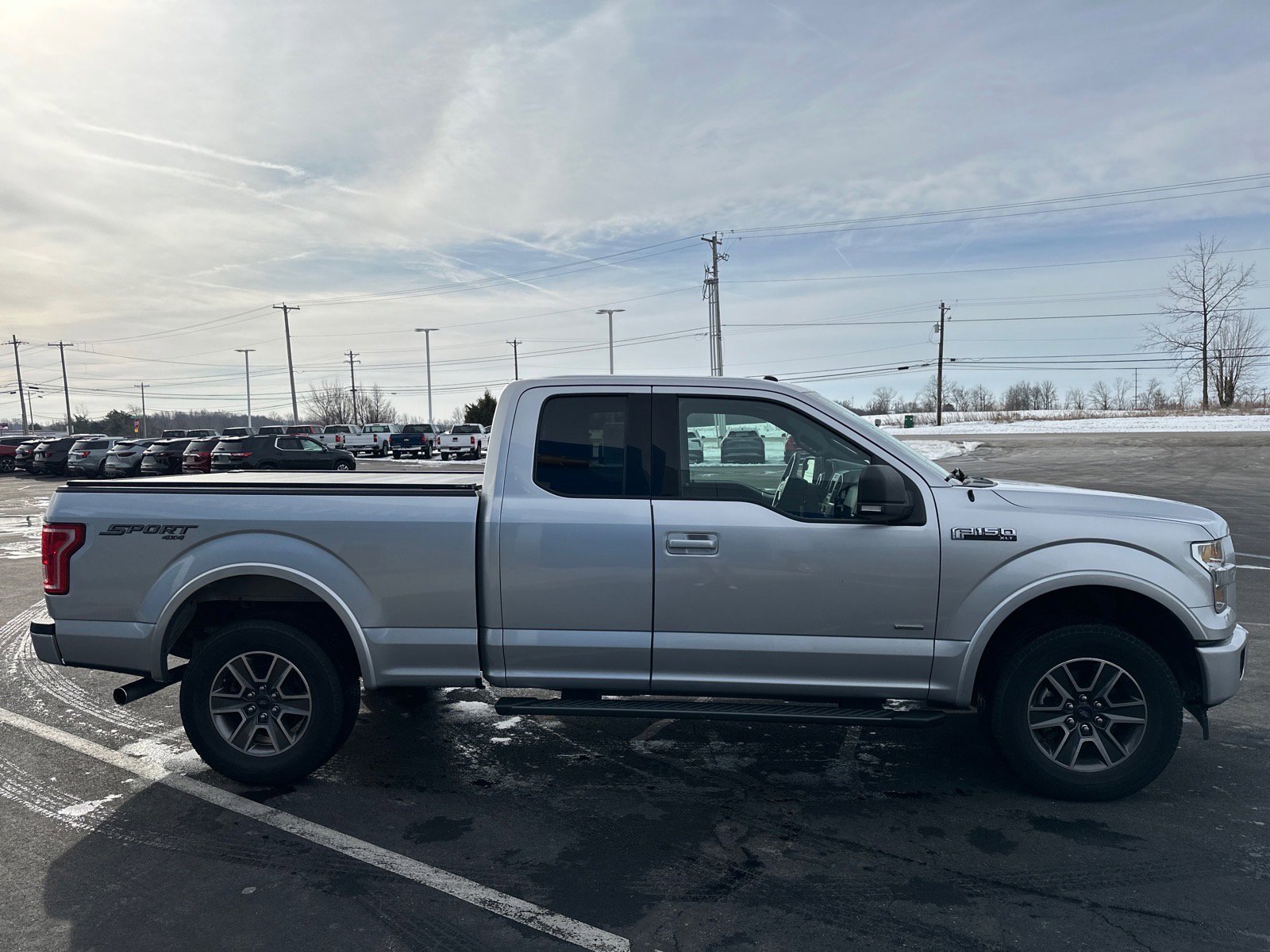 Used 2017 Ford F150 XLT w/ Equipment Group 301A Mid image 4