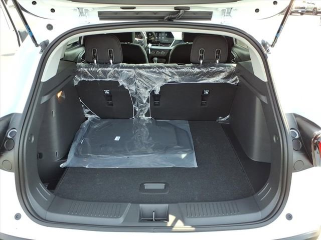 New 2026 Chevrolet Trax LS FWD image 9