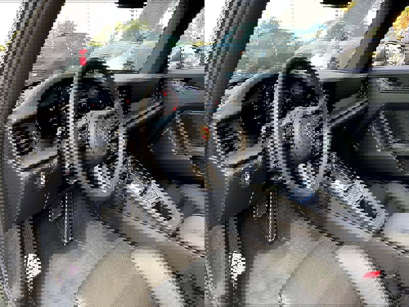 Used 2024 Porsche 911 Carrera 4S image 15