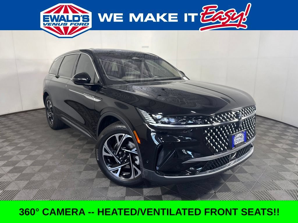 Used 2024 Lincoln Nautilus Premier w/ Equipment Group 102A AWD/4WD image 1
