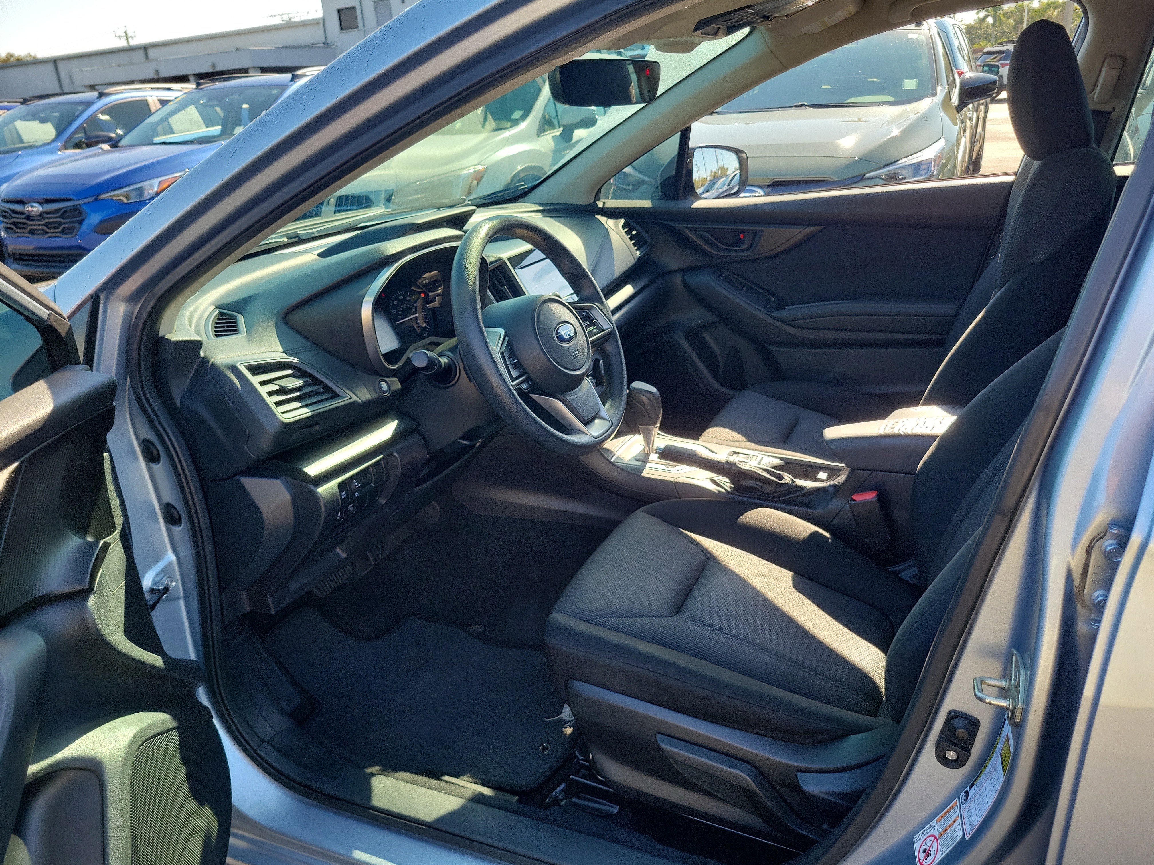 Used 2017 Subaru Impreza 2.0i Premium w/ BSD & Rcta/SRF/Eyesight image 21