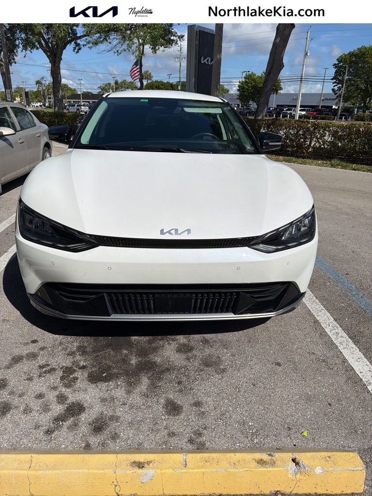 Used 2022 Kia EV6 Wind image 1
