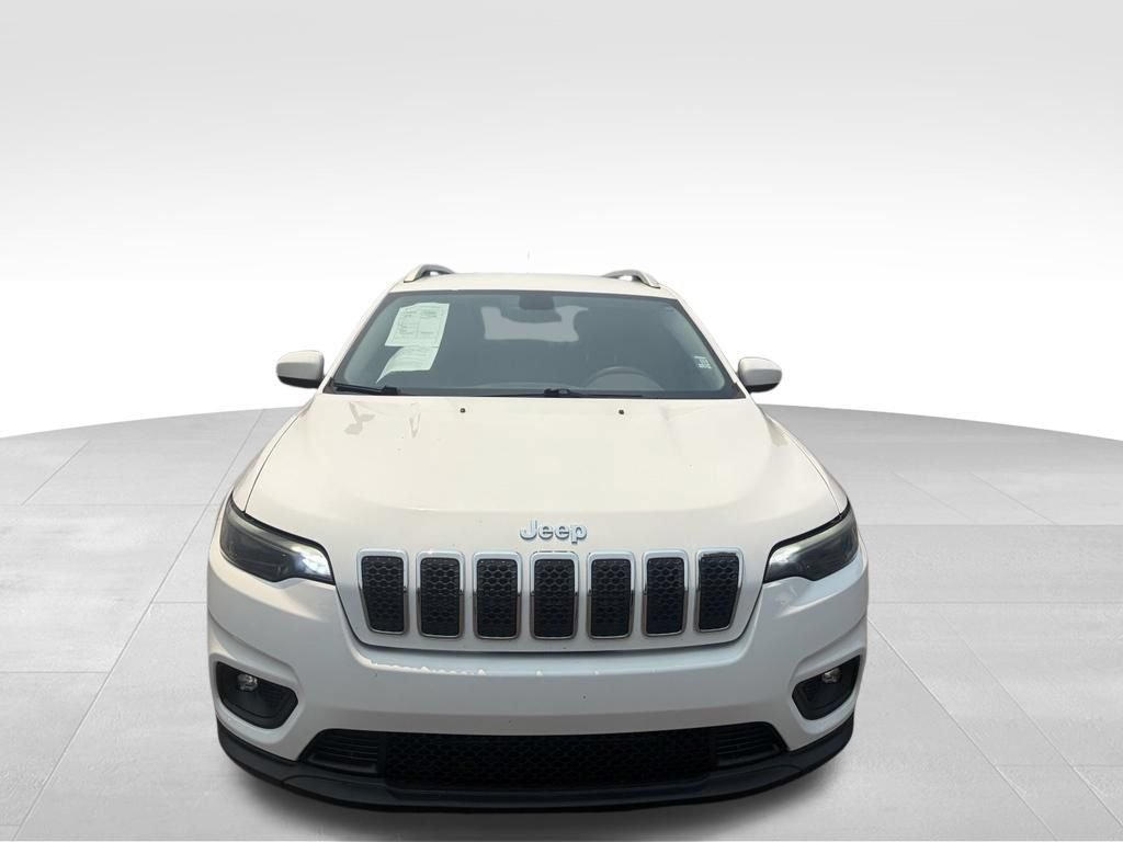Used 2019 Jeep Cherokee Latitude w/ Popular Appearance Group AWD/4WD image 2