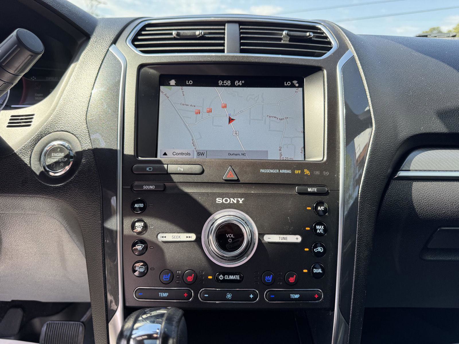 Used 2019 Ford Explorer Sport w/ Equipment Group 401A image 4