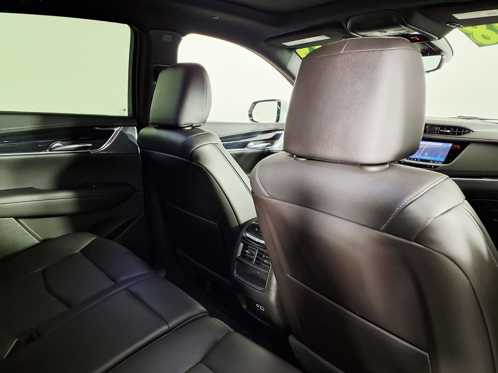 Used 2024 Cadillac XT5 Premium Luxury w/ Technology Package image 11