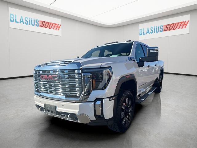 Used 2024 GMC Sierra 3500 Denali w/ Denali Reserve Package AWD/4WD image 7