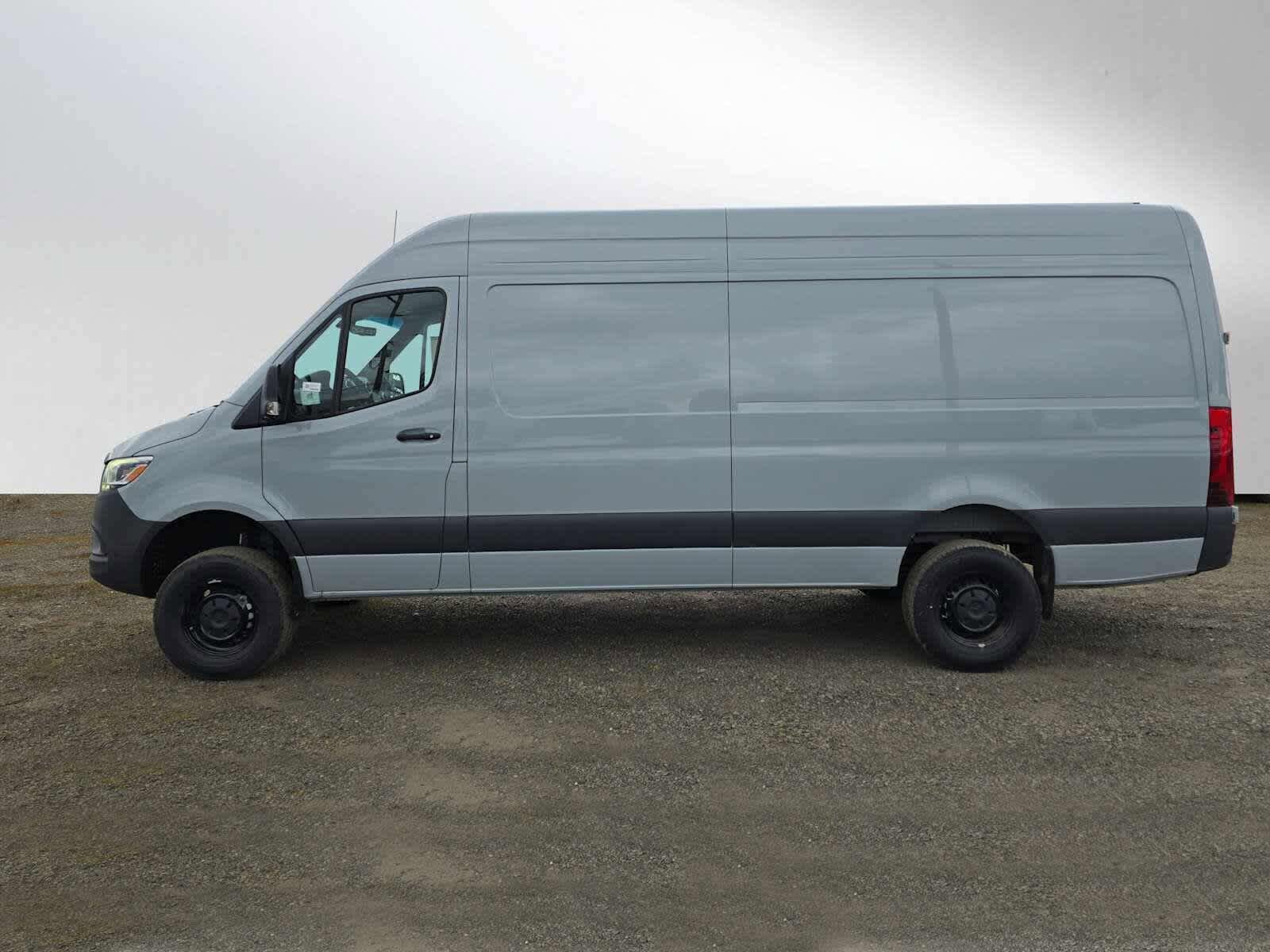 Used 2026 Mercedes-Benz Sprinter 2500 image 6