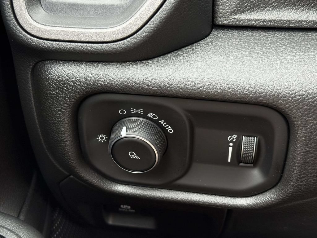 New 2026 RAM 1500 Tradesman AWD/4WD image 26
