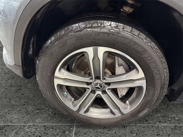 Used 2017 Mercedes-Benz GLC 300 4MATIC image 24