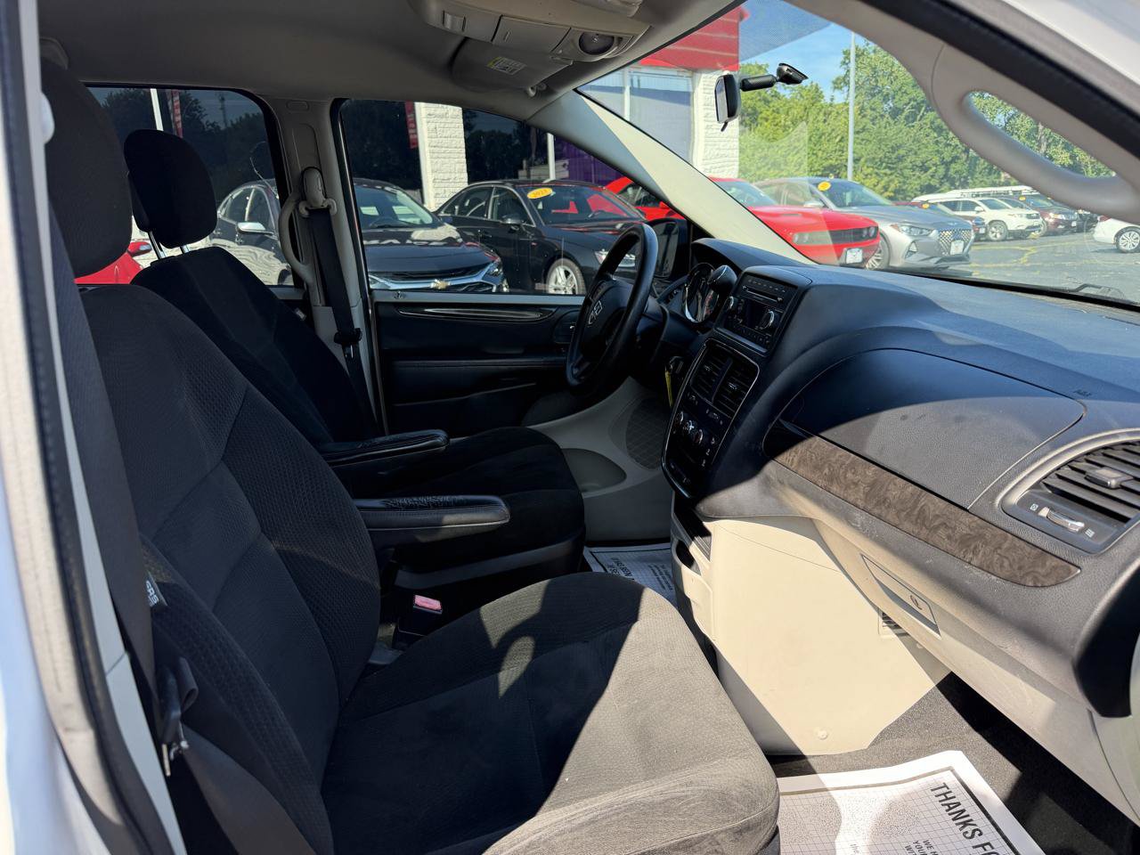 Used 2015 Dodge Grand Caravan American Value Package FWD image 14