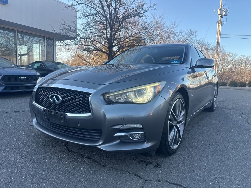 Used 2014 INFINITI Q50 Premium w/ Deluxe Touring Package image 5