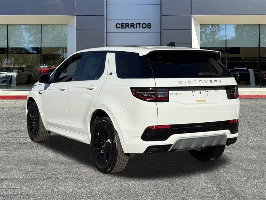 New 2025 Land Rover Discovery Sport S image 8