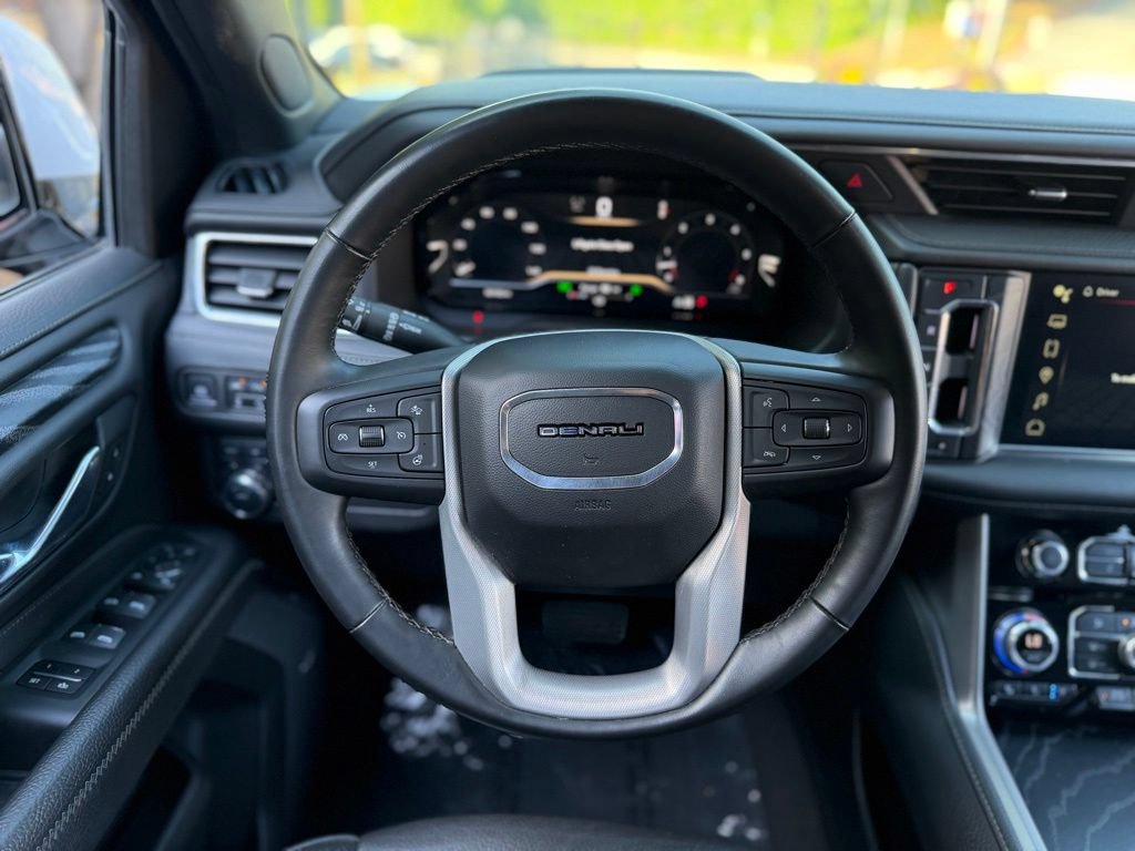 Used 2023 GMC Yukon Denali AWD/4WD image 46