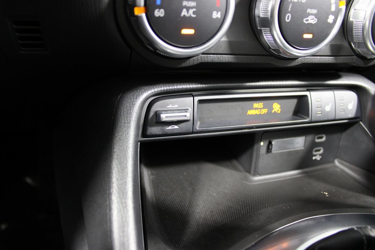 Used 2024 MAZDA MX-5 Miata RF Grand Touring RWD image 24