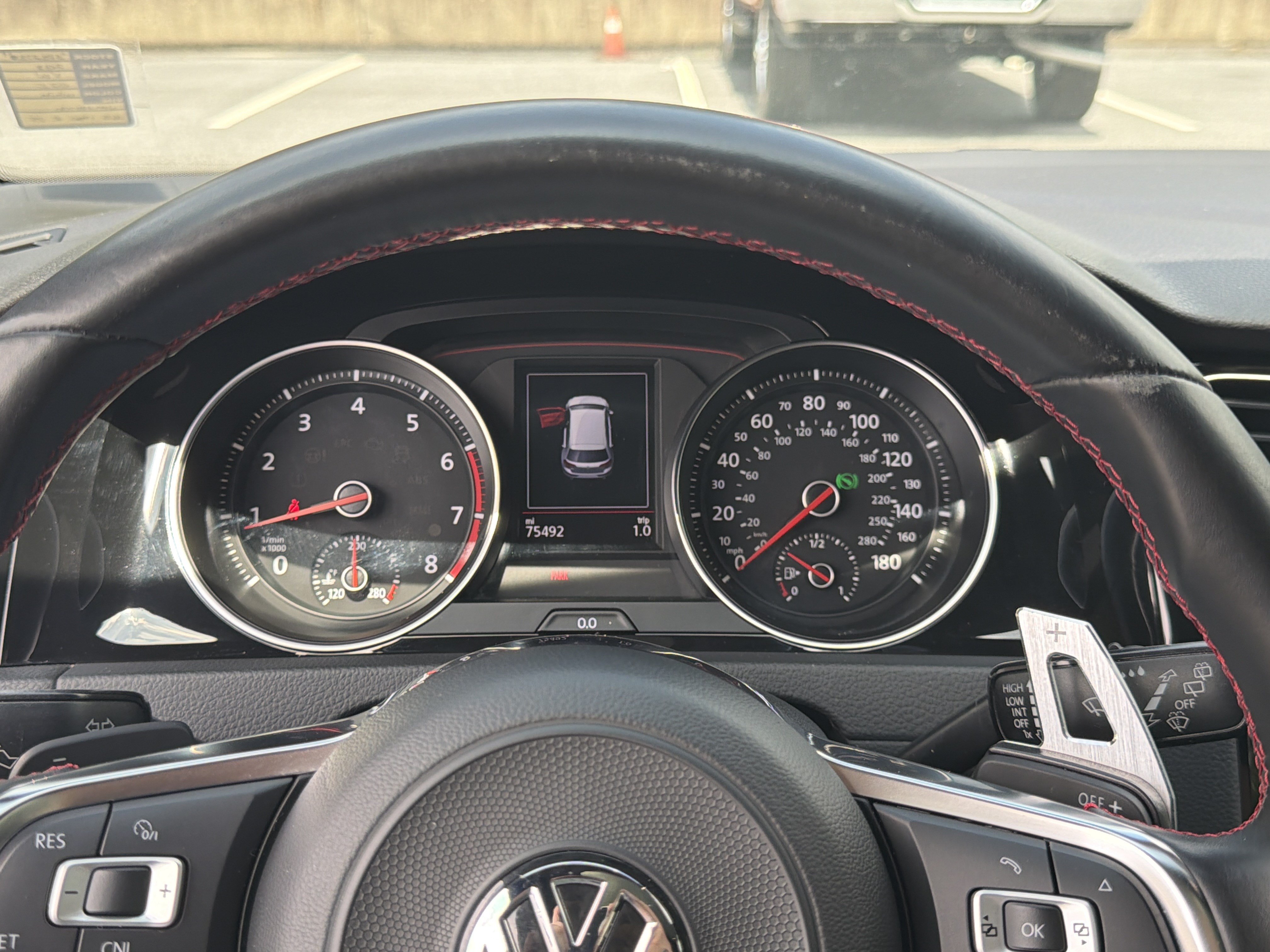 Used 2018 Volkswagen GTI SE FWD image 31