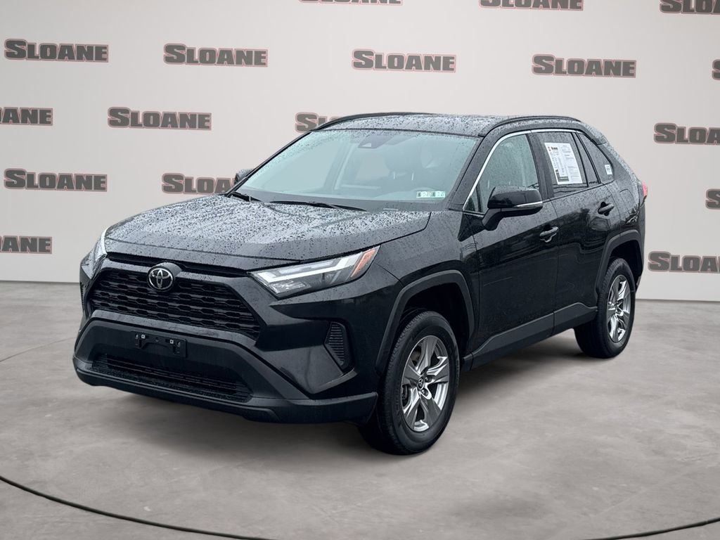 Used 2024 Toyota RAV4 XLE image 1