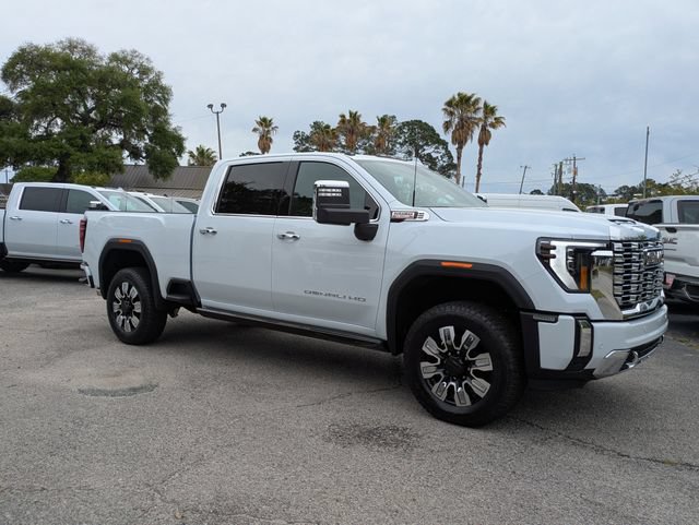 New 2026 GMC Sierra 2500 Denali w/ Denali Reserve Package AWD/4WD image 3