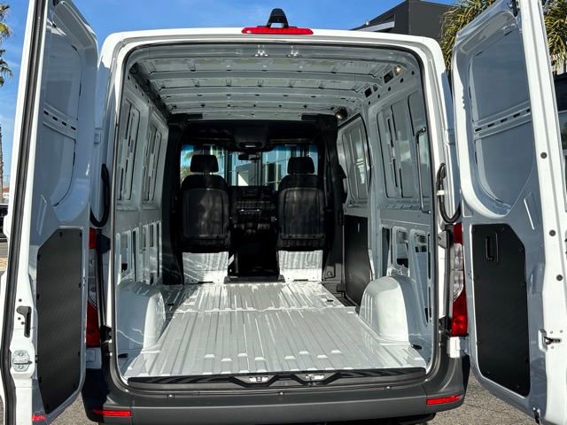 New 2026 Mercedes-Benz Sprinter 2500 image 24
