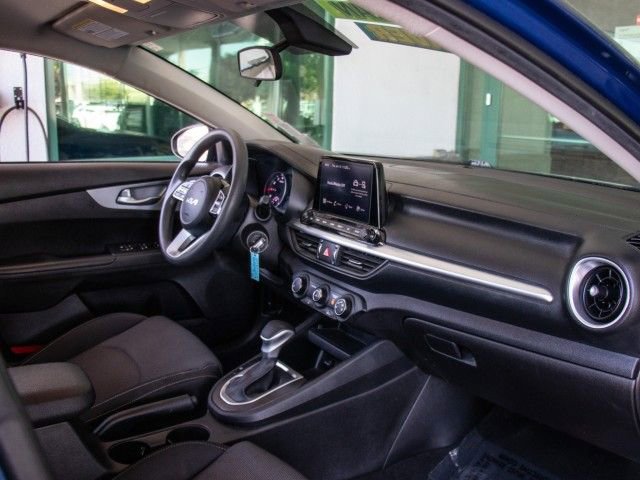 Used 2023 Kia Forte LXS image 18