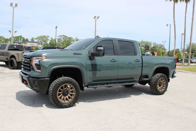 Used 2025 Chevrolet Silverado 2500 LT w/ Trail Boss Package AWD/4WD image 5