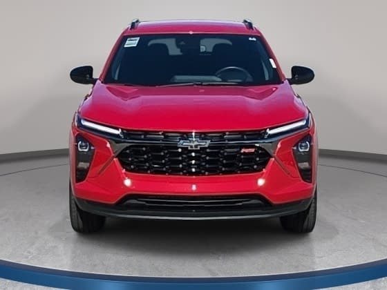 Used 2026 Chevrolet Trax RS w/ Driver Confidence Package FWD image 2