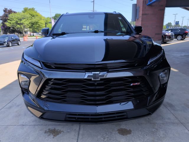 Used 2023 Chevrolet Blazer RS w/ Driver Confidence II Package AWD/4WD image 10