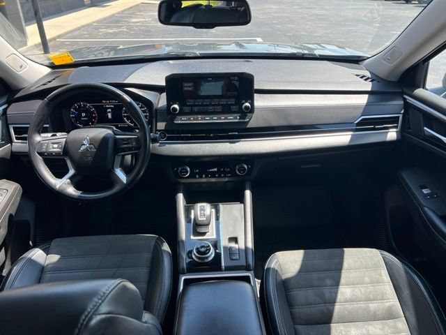Used 2024 Mitsubishi Outlander SE FWD image 19