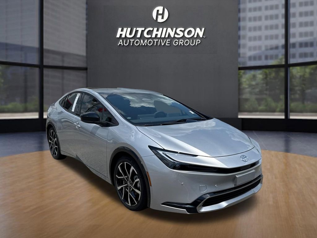 New 2025 Toyota Prius Plug-In Hybrid FWD image 1