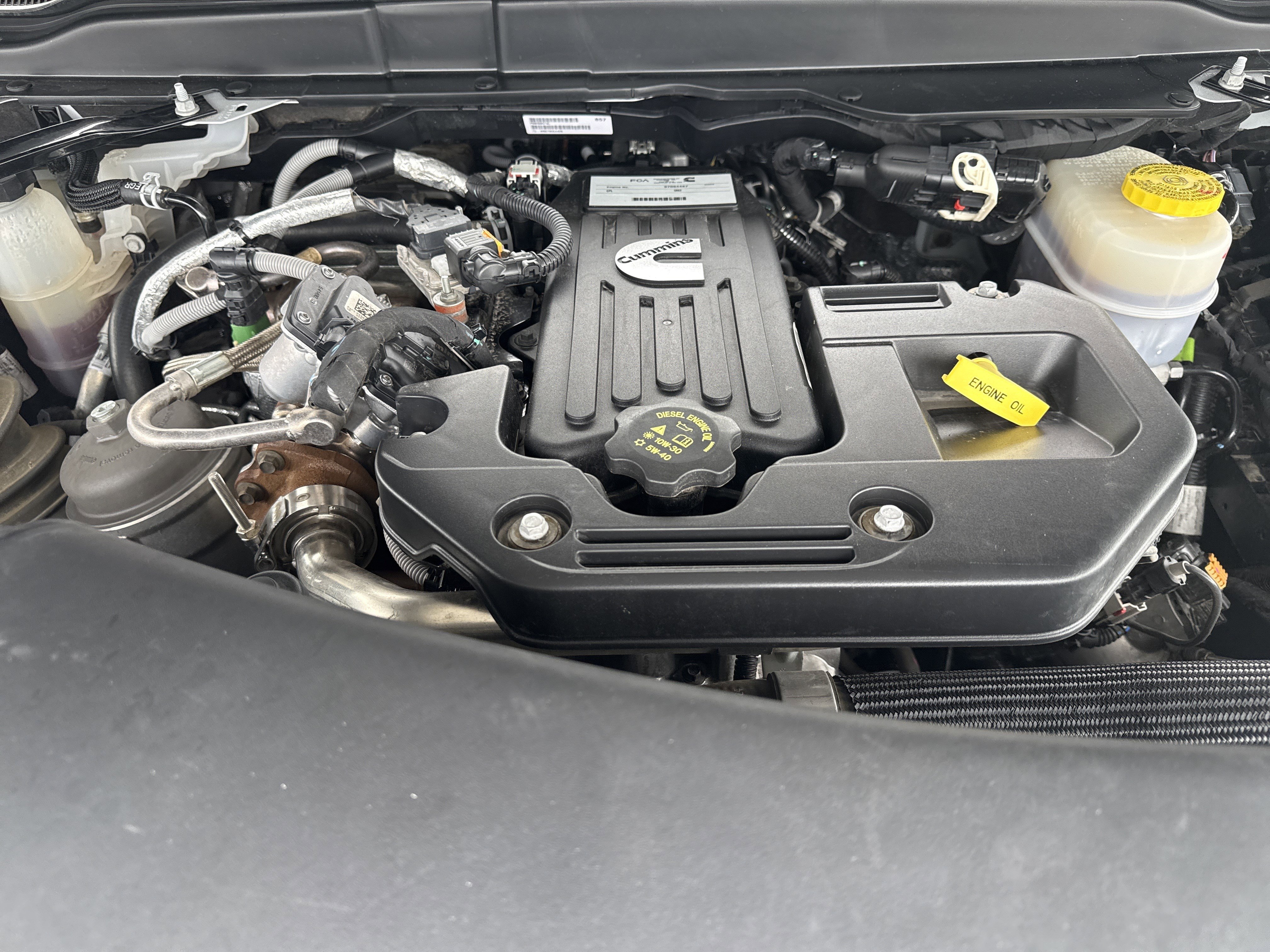 Used 2025 RAM 3500 Laramie AWD/4WD image 34