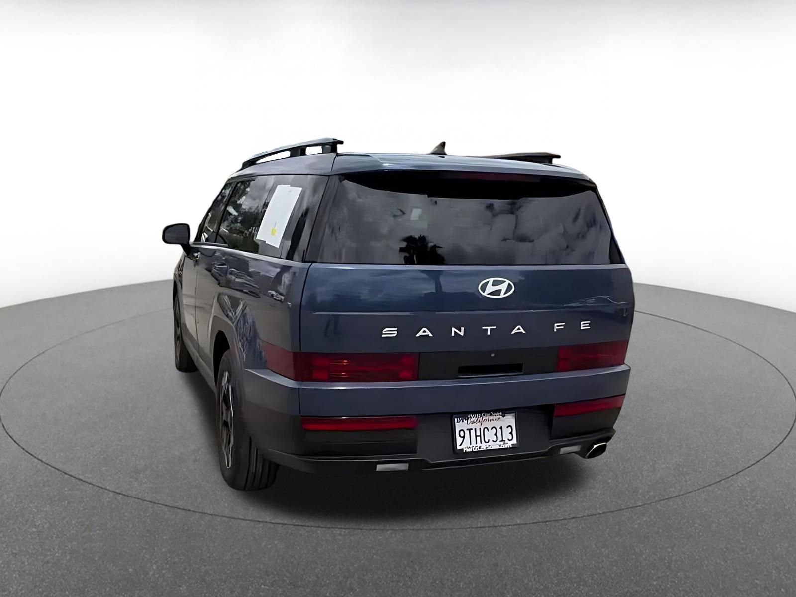 Used 2025 Hyundai Santa Fe SEL FWD image 11