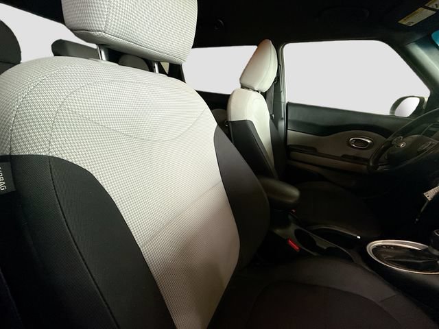 Used 2014 Kia Soul FWD image 25