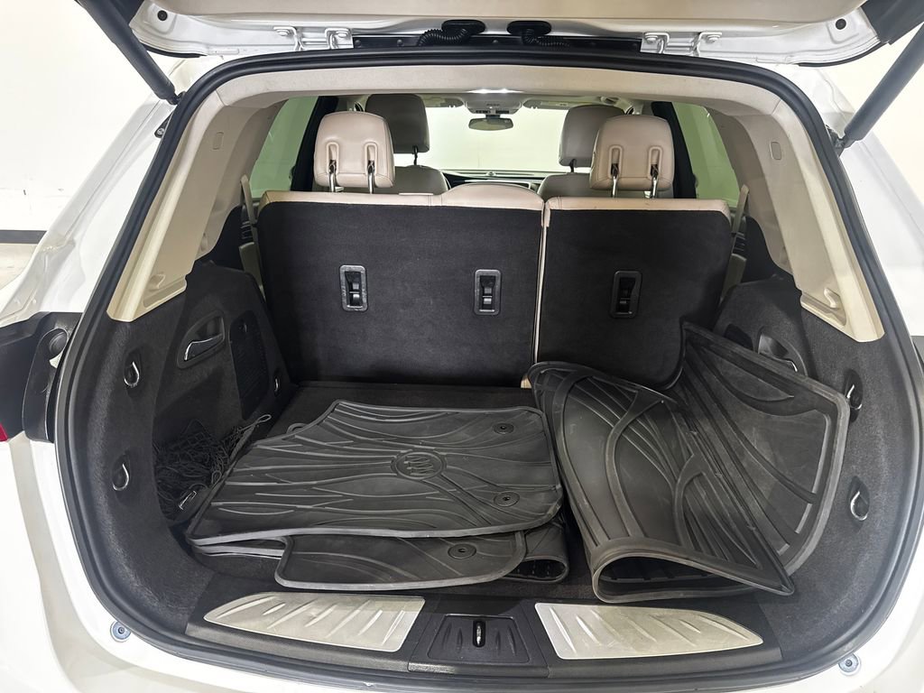 Used 2019 Buick Envision Essence FWD image 27