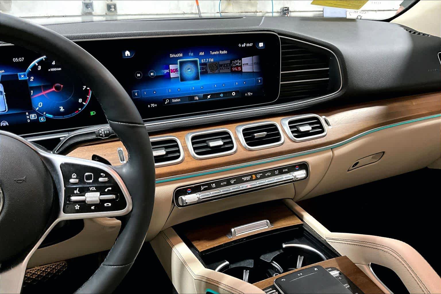 Used 2023 Mercedes-Benz GLE 350 4MATIC image 7