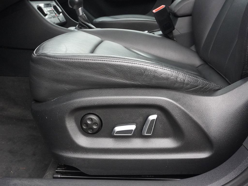 Used 2018 Audi Q3 2.0T Premium Plus w/ Premium Plus Package AWD/4WD image 29