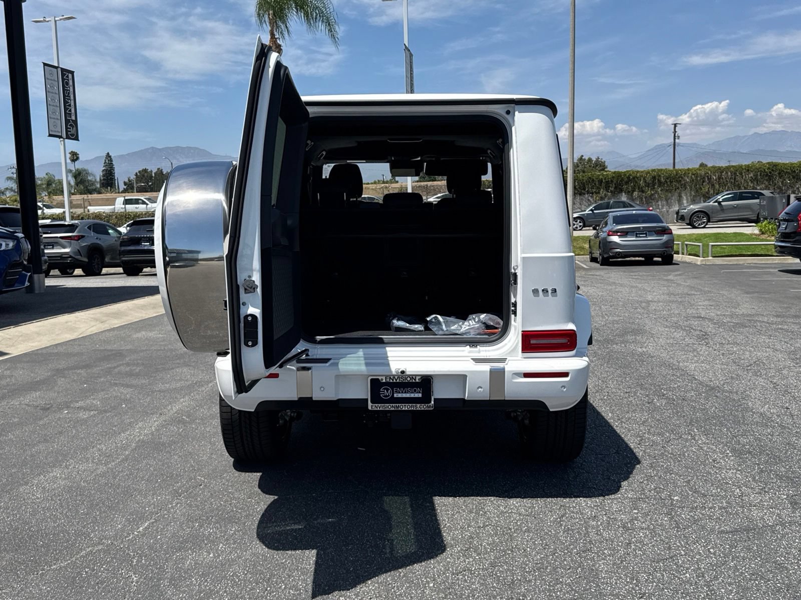 New 2026 Mercedes-Benz G 63 AMG 4MATIC image 16