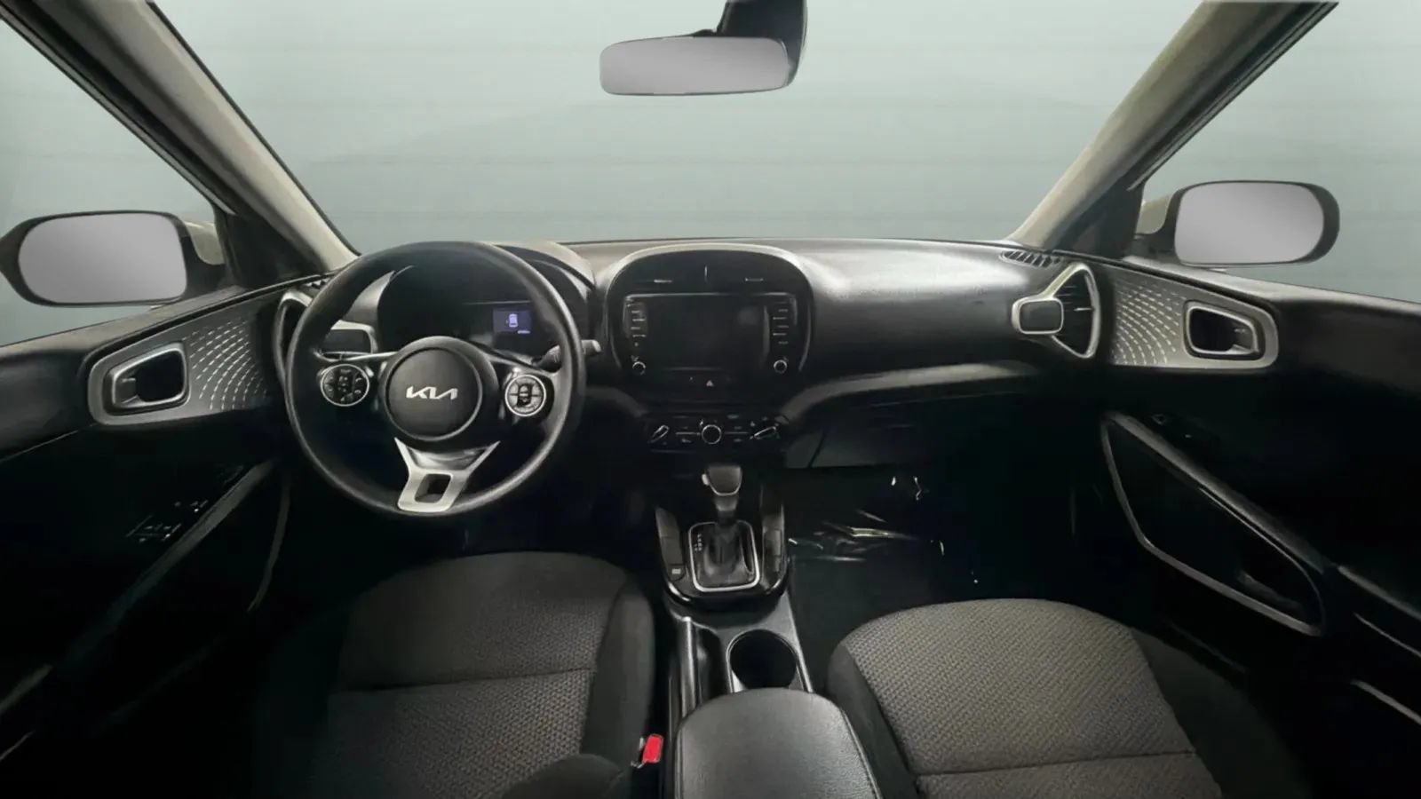 Used 2022 Kia Soul LX w/ Technology Package FWD image 9