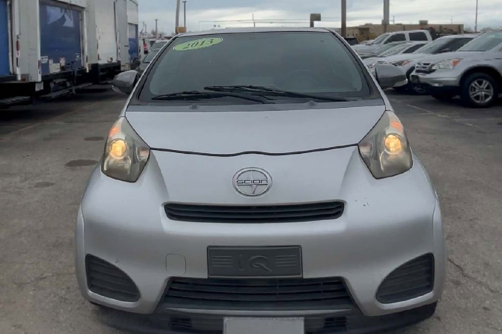 Used 2013 Scion iQ image 3