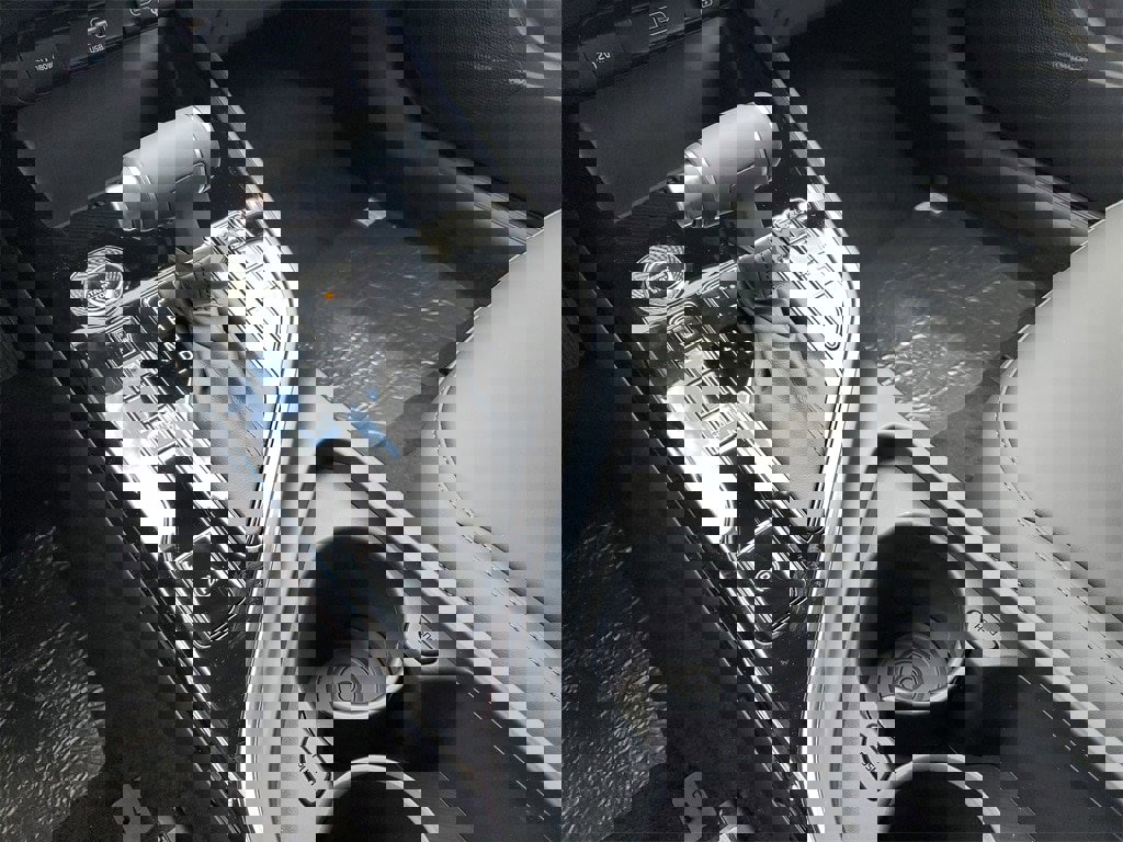 New 2025 Kia Niro EX image 19