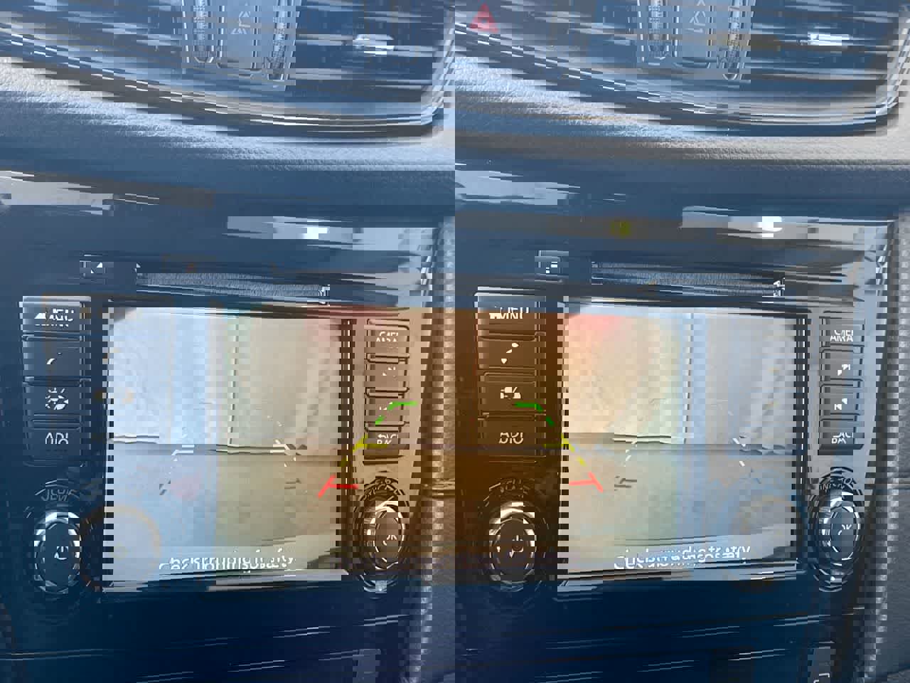 Used 2019 Nissan Rogue SV image 17