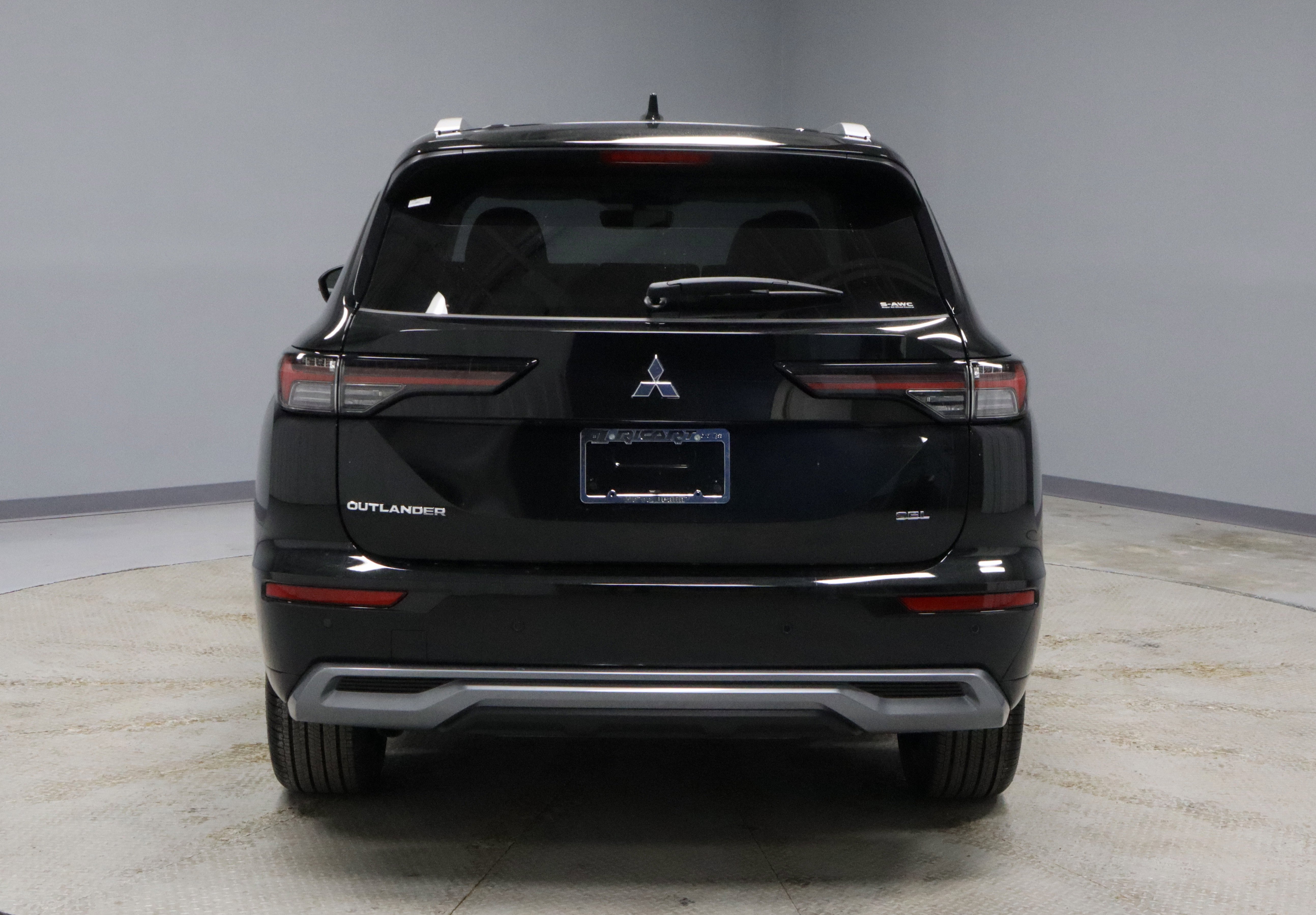 New 2026 Mitsubishi Outlander SEL image 7
