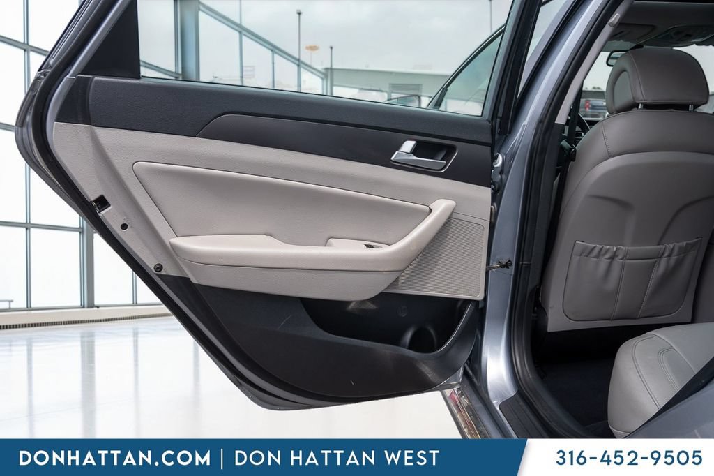 Used 2017 Hyundai Sonata Sport w/ Value Edition Package 02 FWD image 18